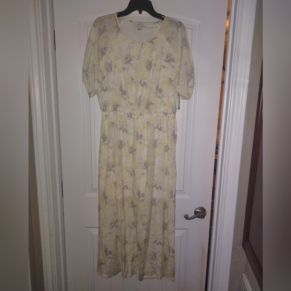 Floral Maxi Dress in Yellow and Gray